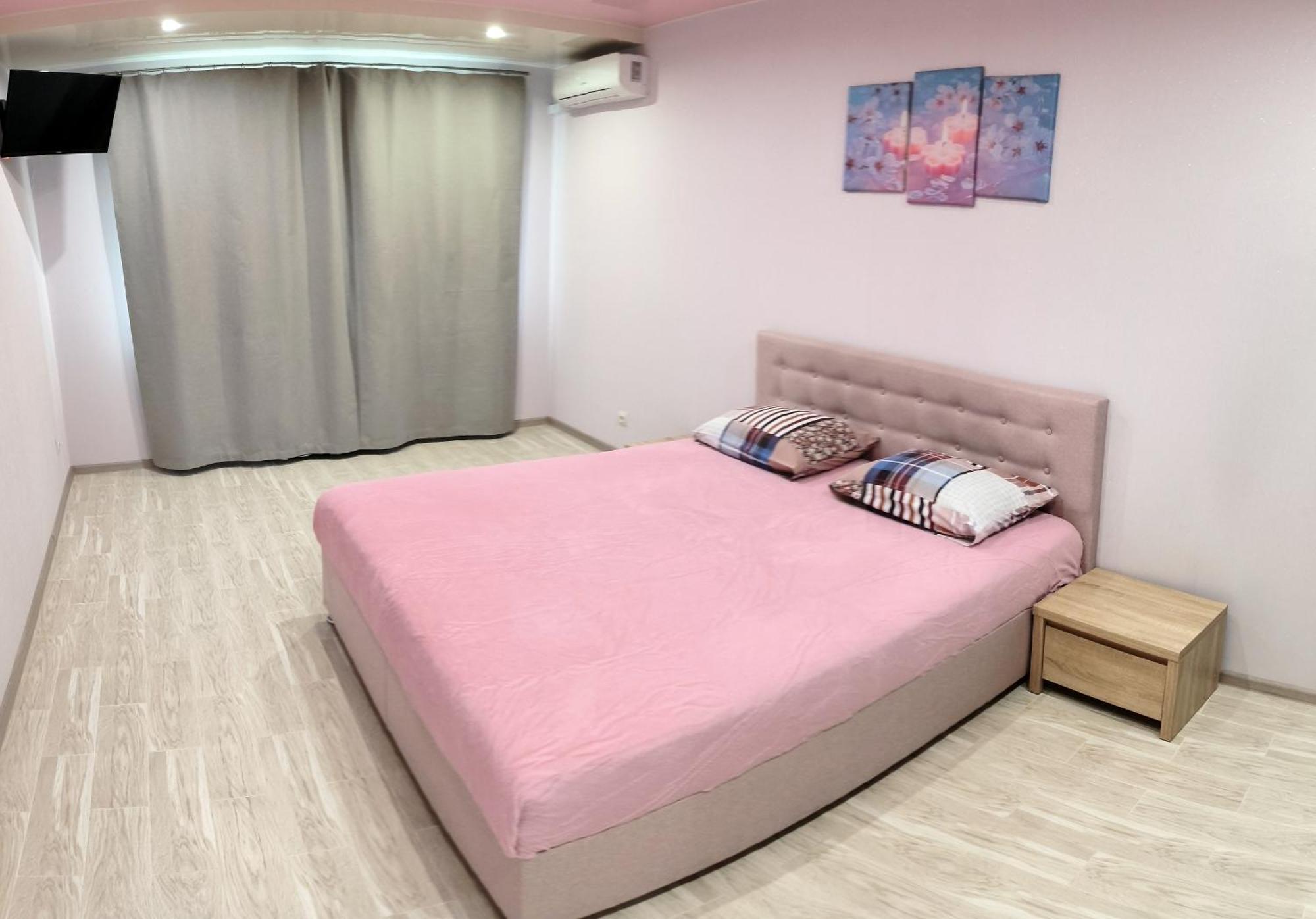 Apartment Near Metro Pozniaky Kiev Ngoại thất bức ảnh