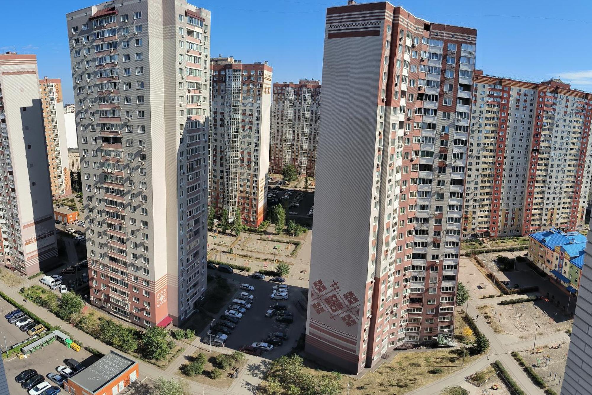 Apartment Near Metro Pozniaky Kiev Ngoại thất bức ảnh